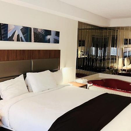 Travelodge By Wyndham Niagara Falls Lundys Lane المظهر الخارجي الصورة