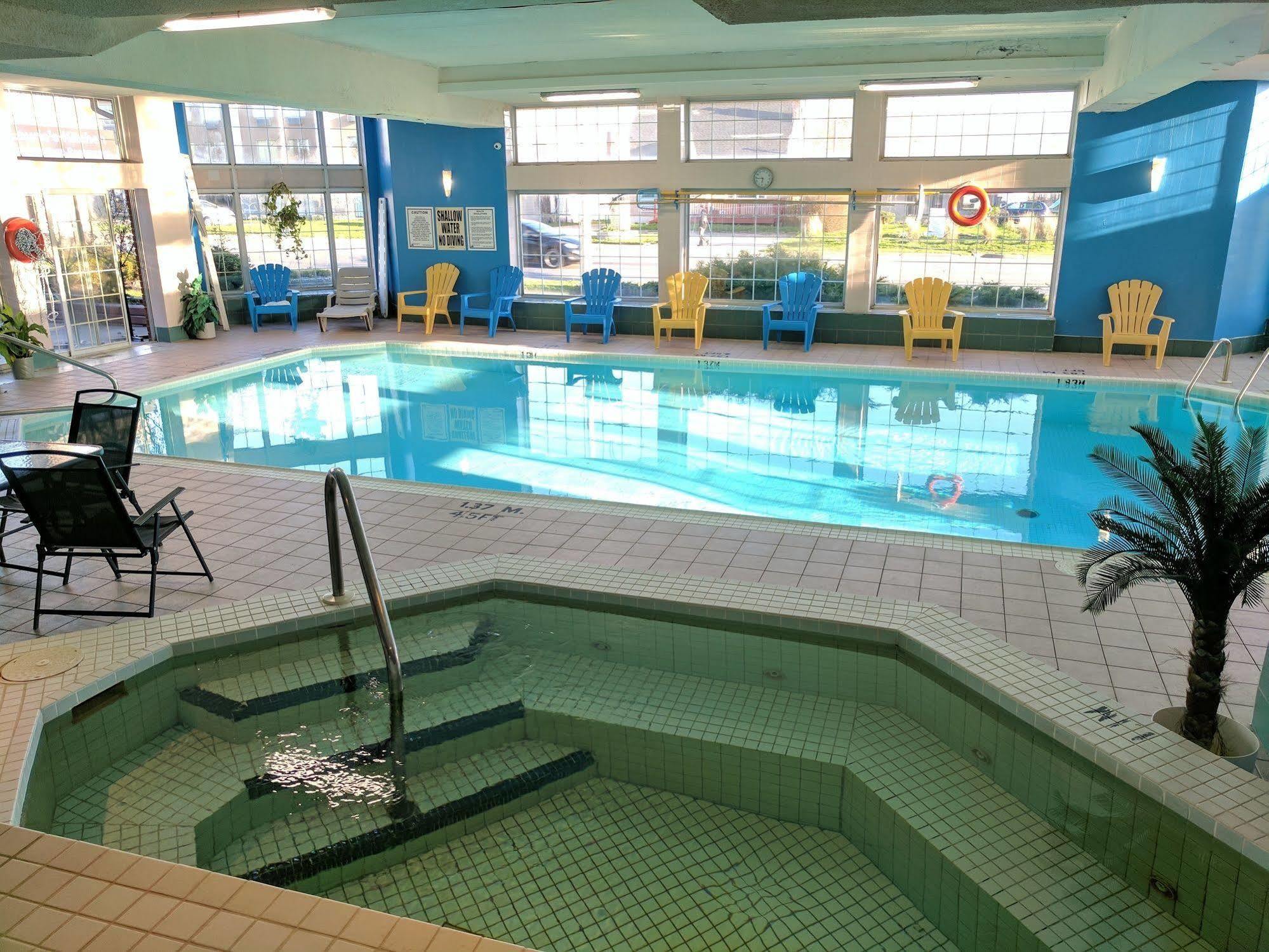 Travelodge By Wyndham Niagara Falls Lundys Lane المظهر الخارجي الصورة