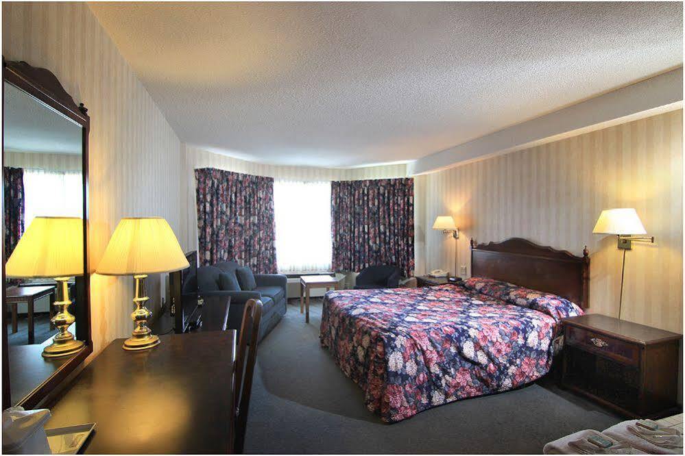 Travelodge By Wyndham Niagara Falls Lundys Lane المظهر الخارجي الصورة